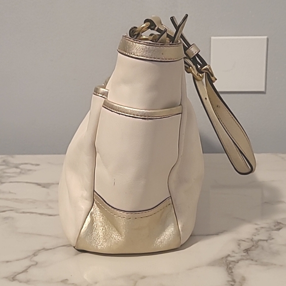 Coach Gallery Cream Metallic Soft Gold Leather Shoulder Bag Purse Tote Timeless - Picture 5 of 16